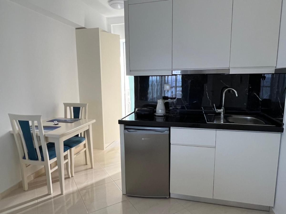 Paradise Apartment Sarande Bagian luar foto