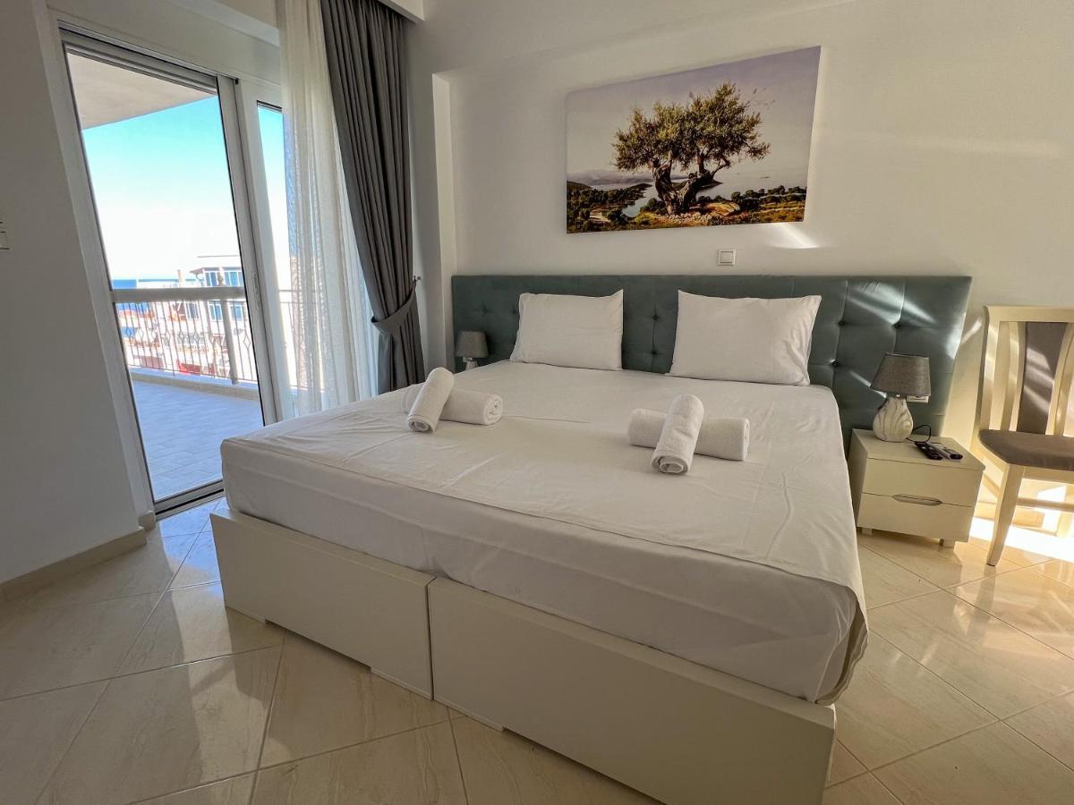 Paradise Apartment Sarande Bagian luar foto